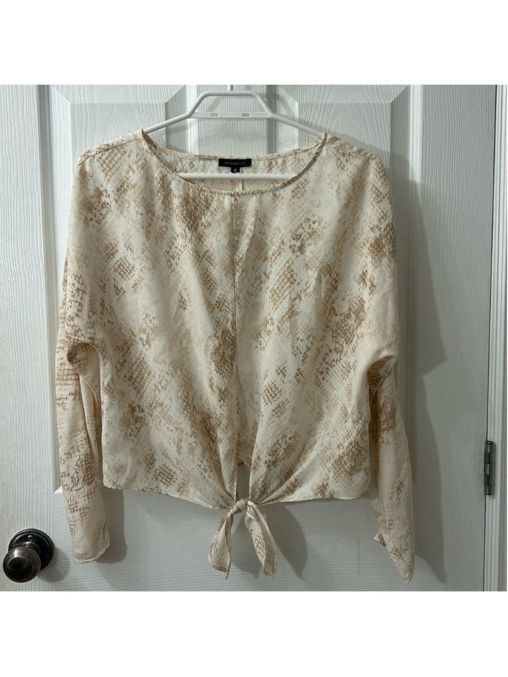 Dynamite Black Tape Snake Print Tie Front Blouse Long Sleeve Cream Size P/S